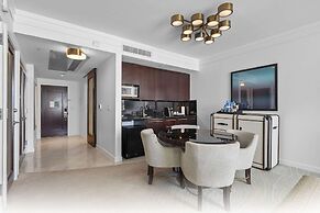 Fontainebleau Miami Beach Private Luxury Suites
