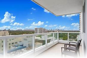 Fontainebleau Miami Beach Private Luxury Suites