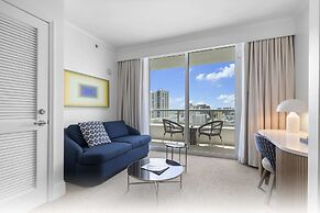 Fontainebleau Miami Beach Private Luxury Suites