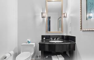 Fontainebleau Miami Beach Private Luxury Suites