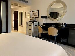 Fontainebleau Miami Beach Private Luxury Suites