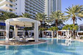 Fontainebleau Miami Beach Private Luxury Suites