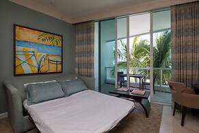 Fontainebleau Miami Beach Private Luxury Suites