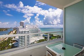 Fontainebleau Miami Beach Private Luxury Suites