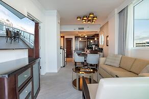 Fontainebleau Miami Beach Private Luxury Suites