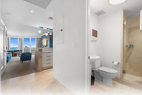 Fontainebleau Miami Beach Private Luxury Suites