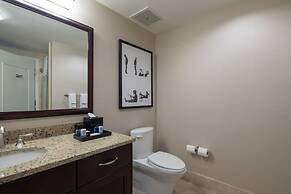 Fontainebleau Miami Beach Private Luxury Suites