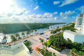 Fontainebleau Miami Beach Private Luxury Suites