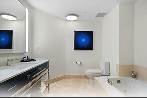 Fontainebleau Miami Beach Private Luxury Suites