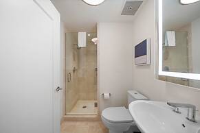 Fontainebleau Miami Beach Private Luxury Suites