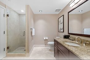 Fontainebleau Miami Beach Private Luxury Suites