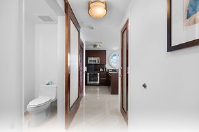 Fontainebleau Miami Beach Private Luxury Suites