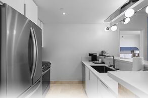 Fontainebleau Miami Beach Private Luxury Suites