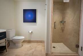 Fontainebleau Miami Beach Private Luxury Suites