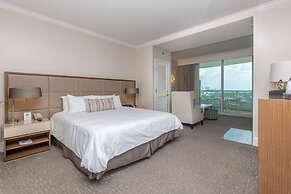Fontainebleau Miami Beach Private Luxury Suites