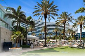 Fontainebleau Miami Beach Private Luxury Suites