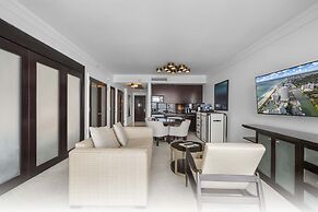 Fontainebleau Miami Beach Private Luxury Suites
