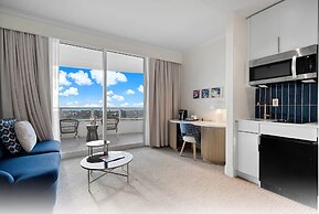 Fontainebleau Miami Beach Private Luxury Suites