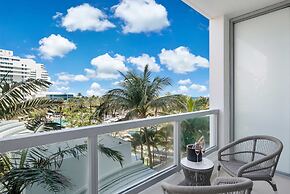Fontainebleau Miami Beach Private Luxury Suites