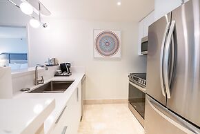 Fontainebleau Miami Beach Private Luxury Suites