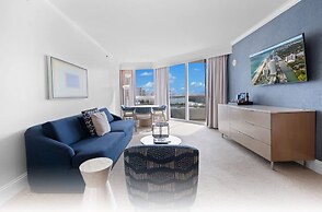 Fontainebleau Miami Beach Private Luxury Suites