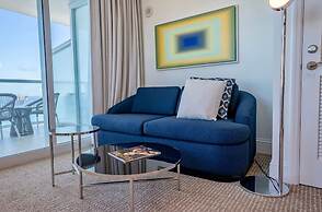 Fontainebleau Miami Beach Private Luxury Suites