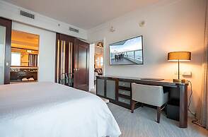 Fontainebleau Miami Beach Private Luxury Suites