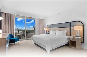 Fontainebleau Miami Beach Private Luxury Suites