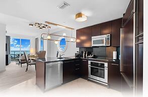 Fontainebleau Miami Beach Private Luxury Suites