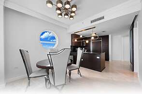 Fontainebleau Miami Beach Private Luxury Suites