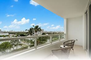 Fontainebleau Miami Beach Private Luxury Suites