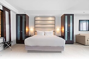 Fontainebleau Miami Beach Private Luxury Suites