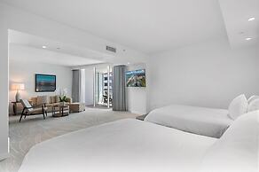 Fontainebleau Miami Beach Private Luxury Suites