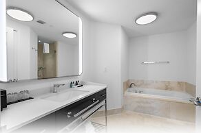 Fontainebleau Miami Beach Private Luxury Suites
