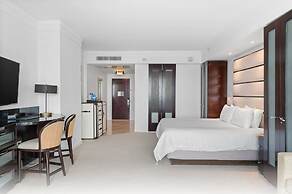 Fontainebleau Miami Beach Private Luxury Suites