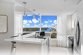 Fontainebleau Miami Beach Private Luxury Suites