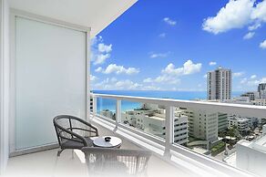 Fontainebleau Miami Beach Private Luxury Suites