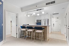 Fontainebleau Miami Beach Private Luxury Suites