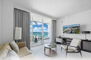 Fontainebleau Miami Beach Private Luxury Suites