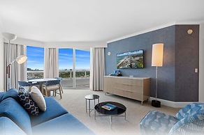 Fontainebleau Miami Beach Private Luxury Suites