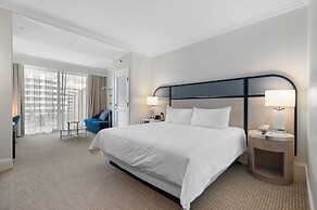 Fontainebleau Miami Beach Private Luxury Suites