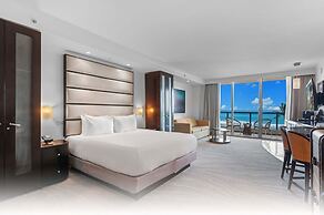 Fontainebleau Miami Beach Private Luxury Suites