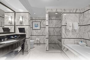 Fontainebleau Miami Beach Private Luxury Suites