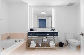 Fontainebleau Miami Beach Private Luxury Suites