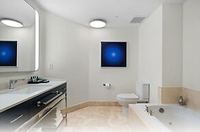 Fontainebleau Miami Beach Private Luxury Suites