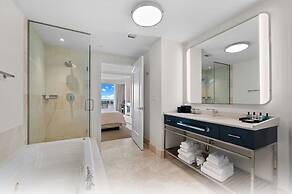 Fontainebleau Miami Beach Private Luxury Suites