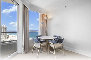 Fontainebleau Miami Beach Private Luxury Suites