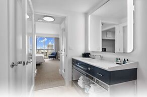 Fontainebleau Miami Beach Private Luxury Suites