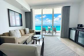 Fontainebleau Miami Beach Private Luxury Suites
