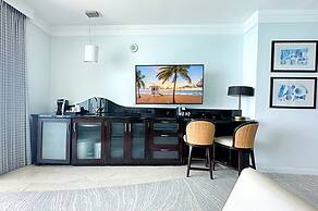 Fontainebleau Miami Beach Private Luxury Suites